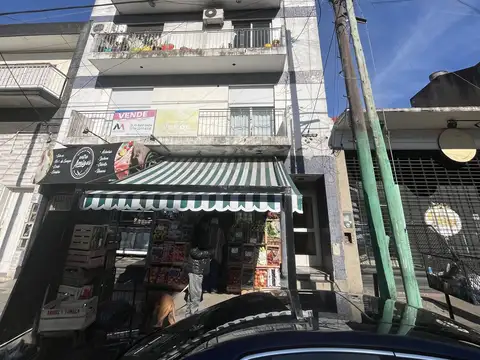Departamento 2 amb interno a 3 cuadras de la UNLAM y de la Plaza San Justo