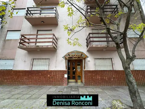 AMPLIO DEPARTAMENTO DOS AMBIENTES, EN ZONA CÉNTRICA DE SAN BERNARDO, DESTACADO 