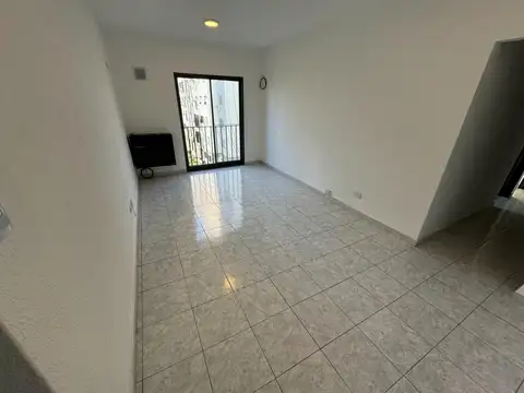 ALQUILER DEPARTAMENTO DE TRES AMBIENTES