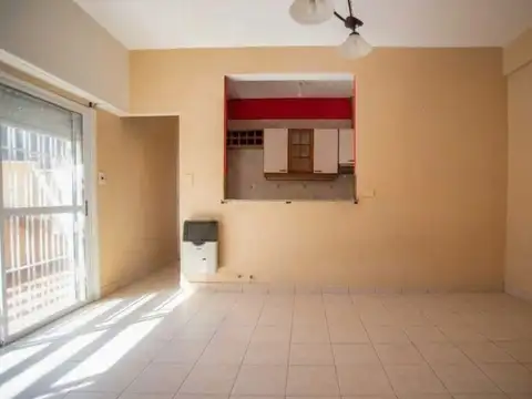 Depto Tipo Casa en Venta de 2 ambientes