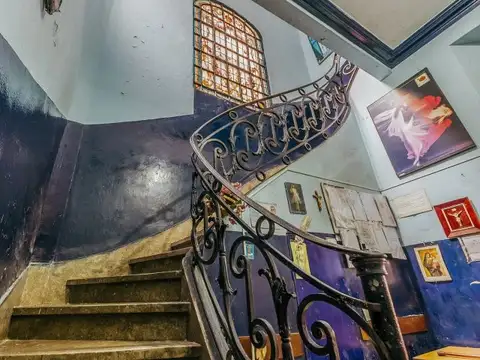 Departamento 18 ambientes con 5 baños