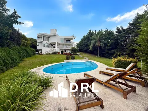 Casa en  venta en Lomas de la Carolina