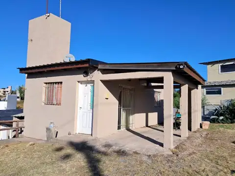 Hotel en Venta en Villa Santa Cruz del Lago, USD 178.000