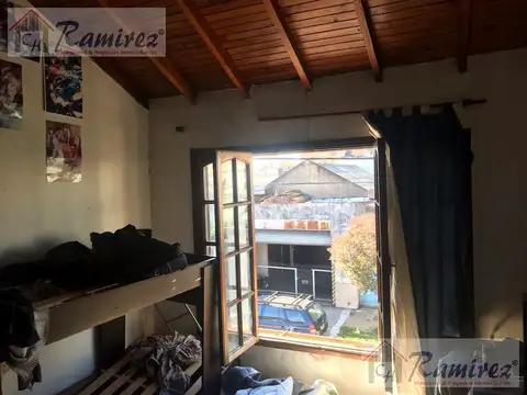 Depto Tipo Casa en Venta en Ramos Mejia, USD 135.000