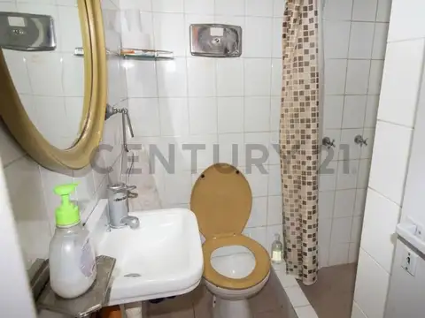 ALQUILER PH 4 ambientes Sin expensas Caseros