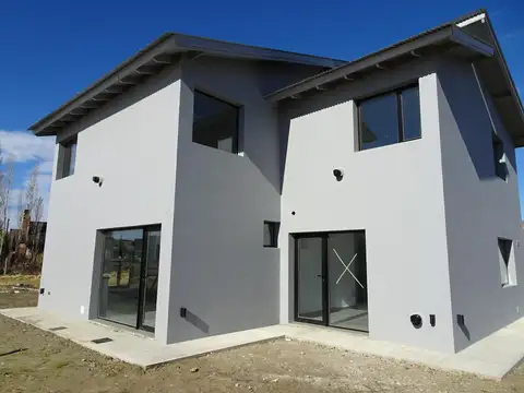 Departamento en Alquiler con 2 cocheras