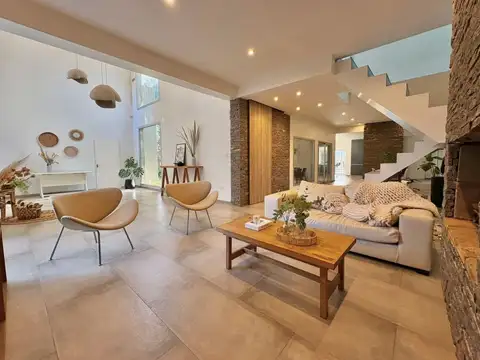 Casa en Venta en Barrio Parque Leloir, Partido de Ituzaingó