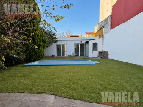 PH tipo Casa en Almagro Sanchez de Loria 700 6 amb. c/Garage Entrada Indep. Pileta y Jardin u$s 320.