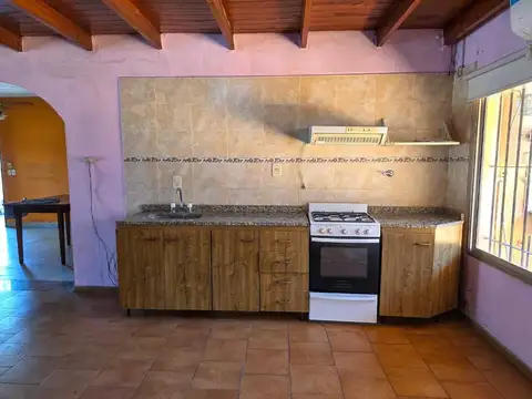 Casa en Venta en Castelar, USD 79.000