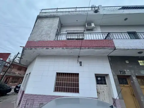 Depto Tipo Casa en Venta de 3 dormitorios