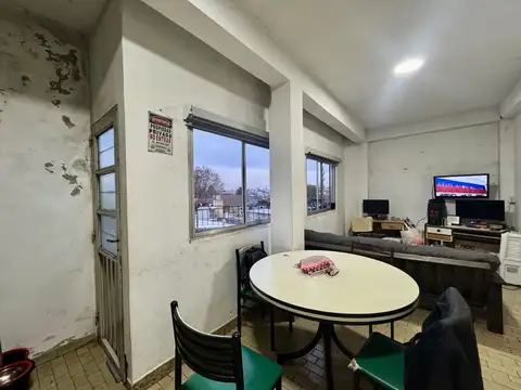 Depto Tipo Casa 4 ambientes con 2 baños