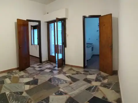 Depto Tipo Casa en Alquiler de 2 ambientes