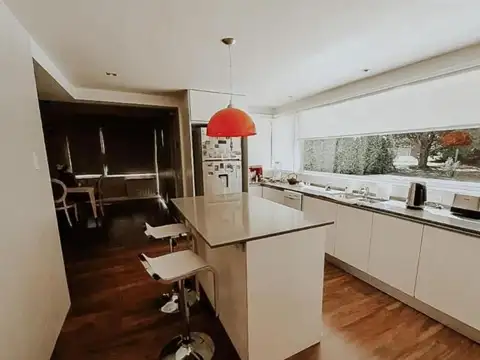 Jorge Newbery 4550, Mar Del Plata, Buenos Aires, Argentina.