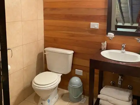 Casa 3 ambientes con 2 baños