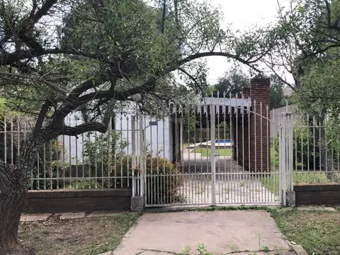 Casa de un dormitorio en alquiler-HERMOSO ENTORNO NATURAL