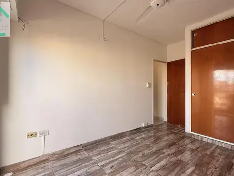 Depto Tipo Casa en Venta en Mataderos, USD 95.000