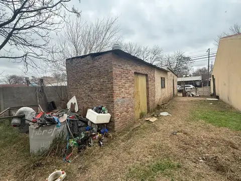 SE VENDE CASA DOS DORMITORIOS