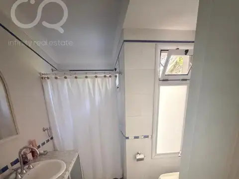 Casa en Venta al Oeste