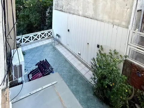 Tres Arroyos 800, Piso 3