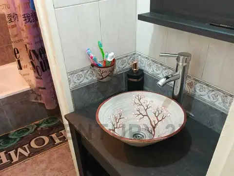 Casa 3 ambientes con 1 baño