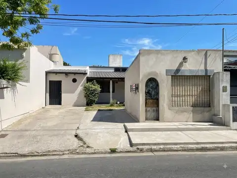 Casa en Venta de 3 Dormitorios con detalles a terminar