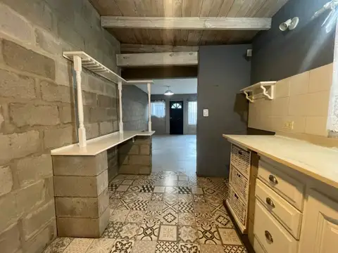 Unanue 5979 , Piso 0