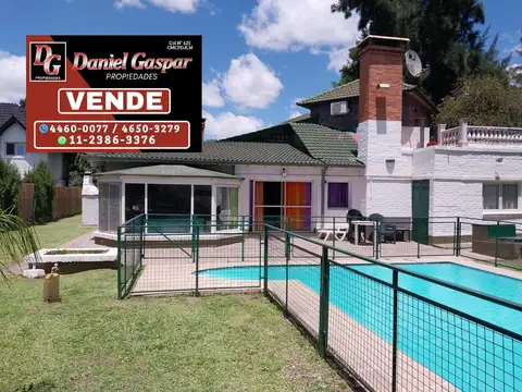 VENTA – IMPRESIONANTE CASA 6 AMBIENTES – COUNTRY CLUB BOCA RATÓN