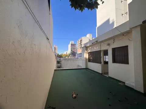 Casa 6 ambientes con 3 baños