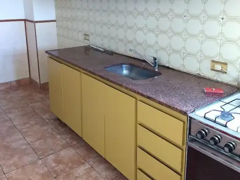 2 Ambientes Amplio y Luminoso