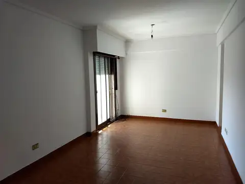 Virgilio 1300, Piso 4