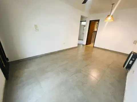 Depto Tipo Casa en Alquiler de 2 dormitorios