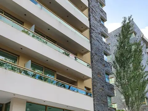 Excelente Departamento 3 Ambientes con Amenities y Cochera | Pinamar Centro