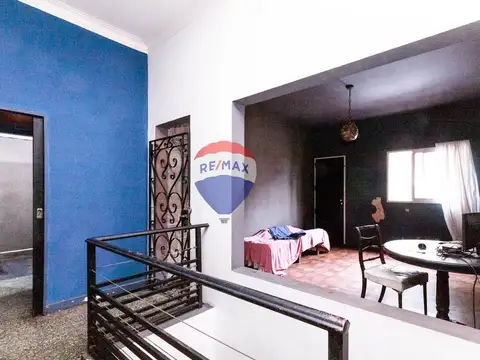 VENTA CASA 6 AMB C/GARAGE GRAN POTENCIAL LANUSITA