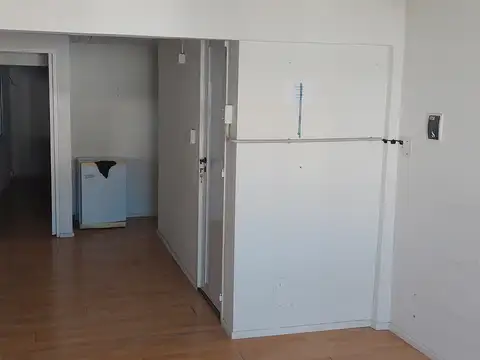 Galpon en Alquiler 25  mts Fondo