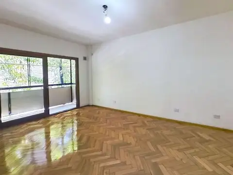 Sánchez de Bustamante 100