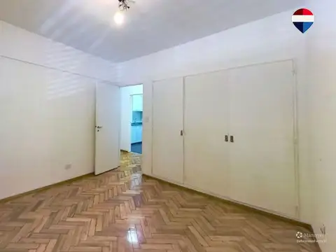 3 AMBIENTES RECICLADO MUY LUMINOSO CON BALCON