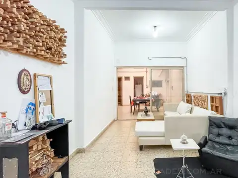 Casa 8 ambientes con 4 baños