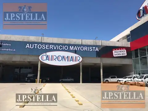 Salon/Depósito 2084 m² en Planta Alta  c/ Playa de Estacionamiento - Moreno