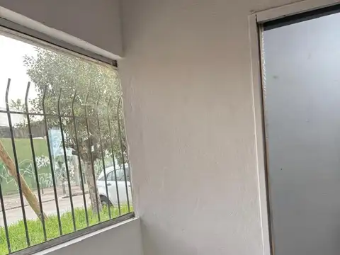 Local / oficina comercial en alquiler José Mármol