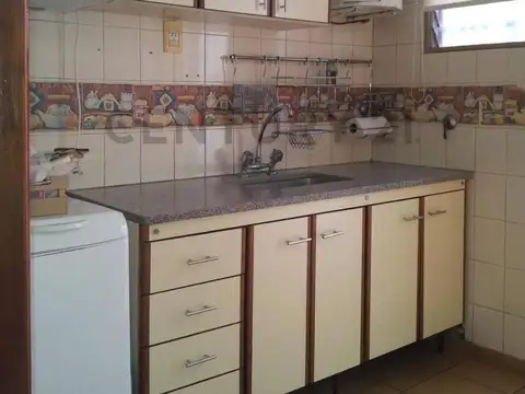 Depto Tipo Casa en Venta con 1 cocheras