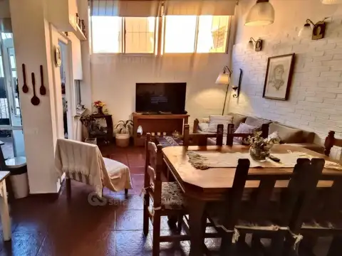 Depto Tipo Casa en Venta de 3 ambientes