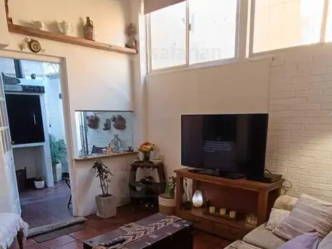 Depto Tipo Casa en Venta en Saavedra, USD 138.000