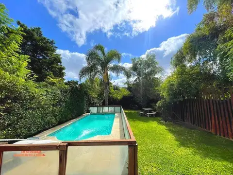 Quinta casa venta en Barrio Parque Leloir 3 dormitorios  galería parrilla pileta jardín