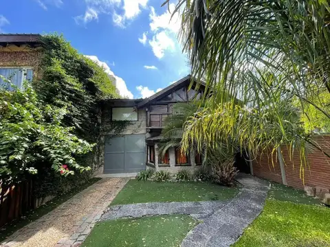 Quinta en Venta con 1 cochera