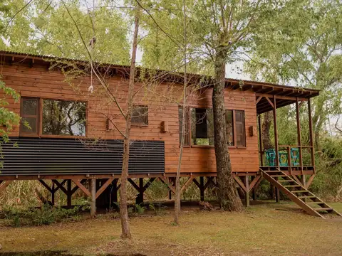 Casas en el Delta de Tigre. Complejo Turístico