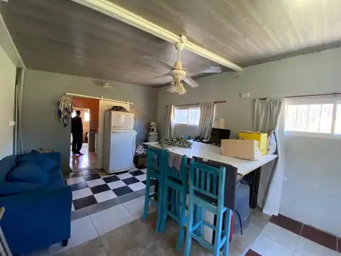 Casa 11 ambientes con 3 baños