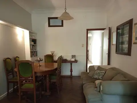 Av. Segunda Rivadavia  19500