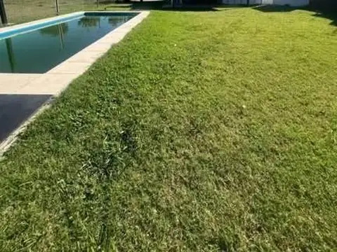 Casa 3 ambientes con 2 baños