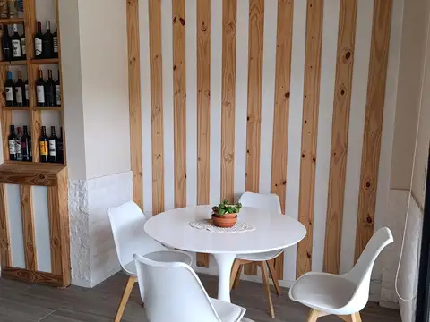 Casa 4 ambientes con 2 baños