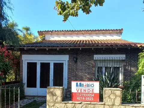 CASA EN VENTA 4 AMBIENTES JOSE MARMOL
